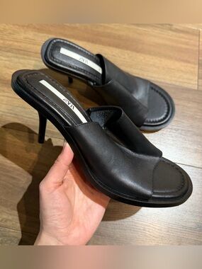 Zara Black Leather Open-Toe Heeled Mules